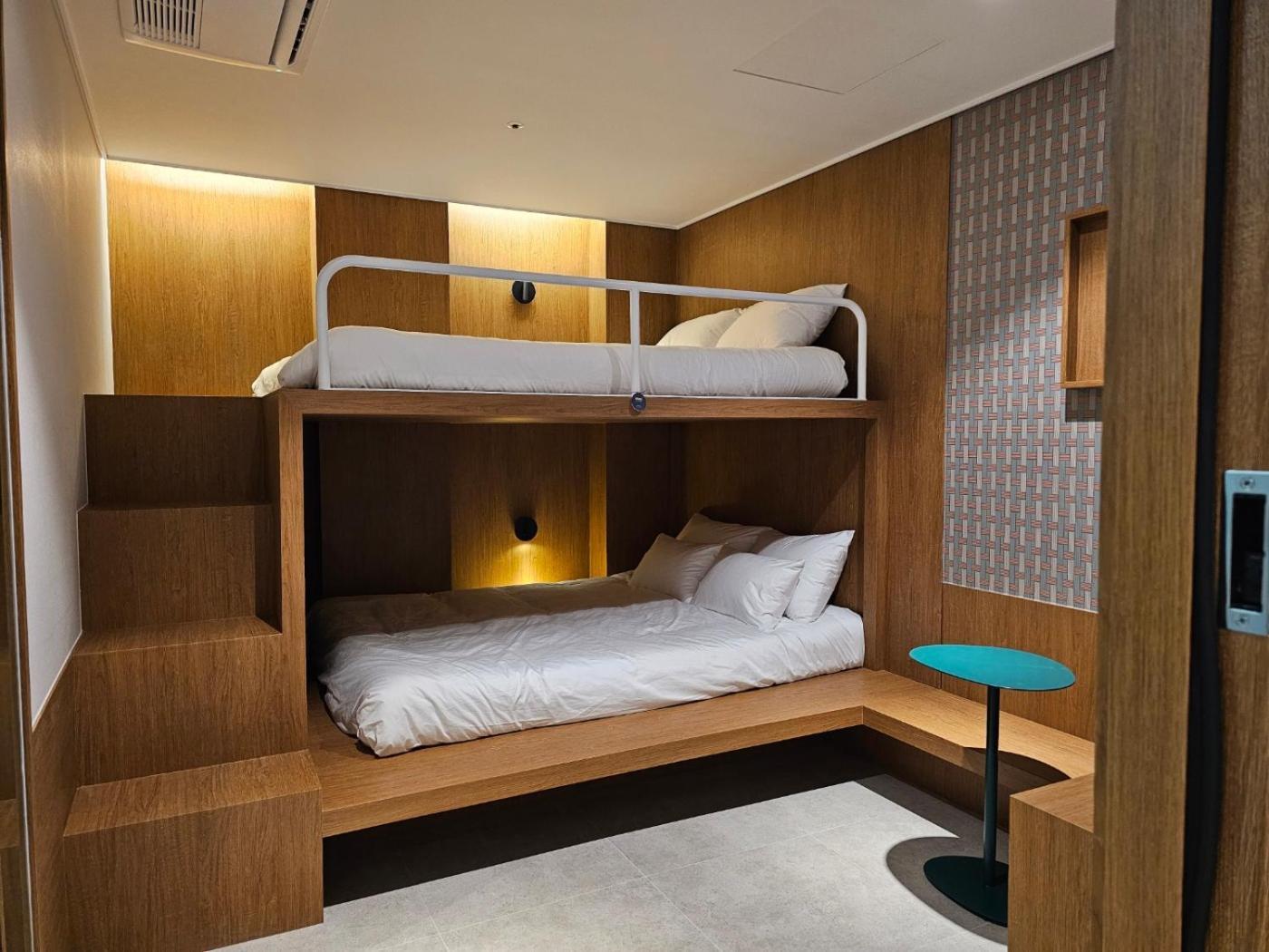 Huga Inn Seoul Eksteriør billede