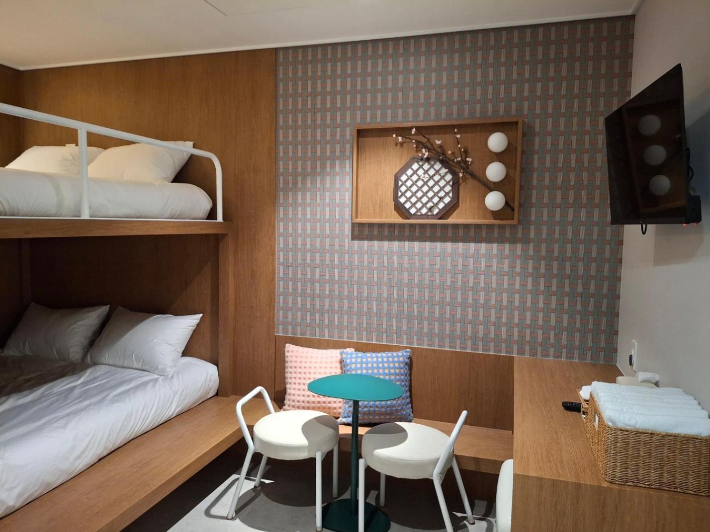 Huga Inn Seoul Eksteriør billede
